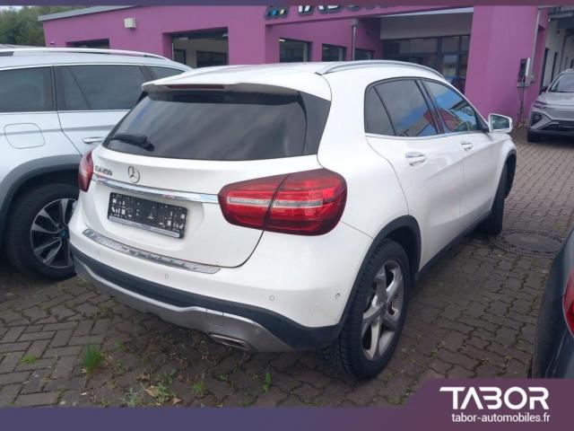 Mercedes Benz Gla image 9