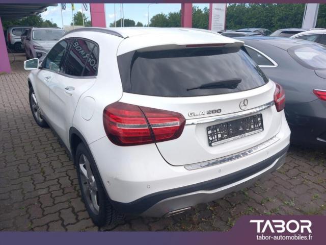 Mercedes Benz Gla image 8
