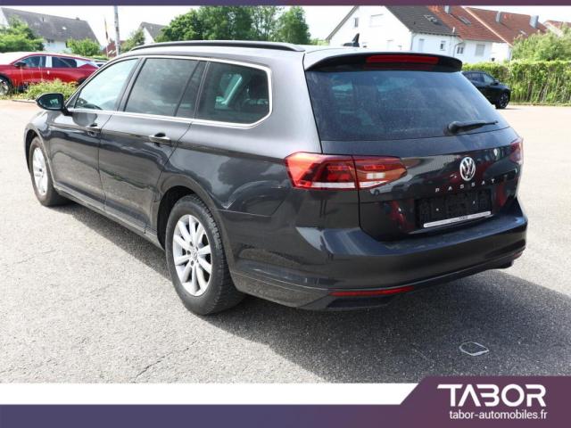 Volkswagen Passat image 2
