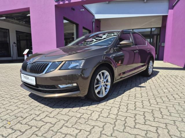 Skoda Octavia image 5