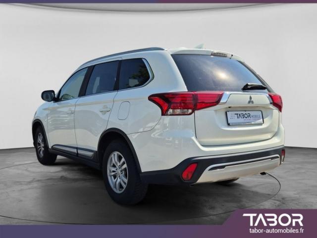 Mitsubishi Outlander image 4