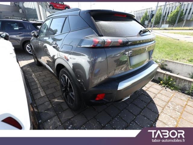 Peugeot 2008 image 8