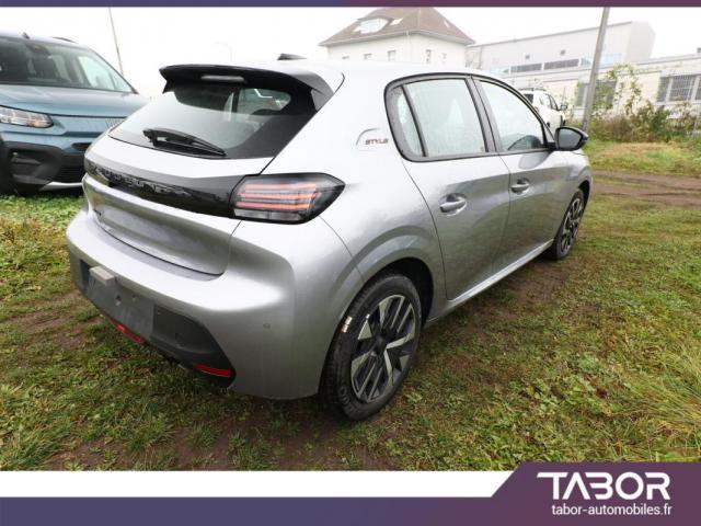 Peugeot 208 image 9