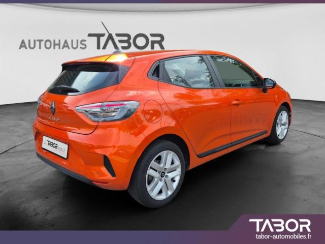 Renault Clio image 8