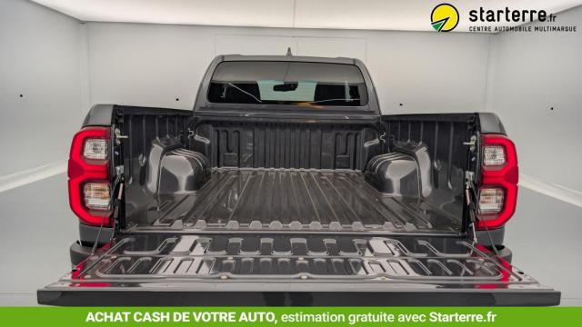 Toyota Hilux image 9