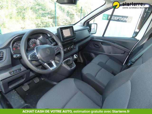 Renault Trafic image 9