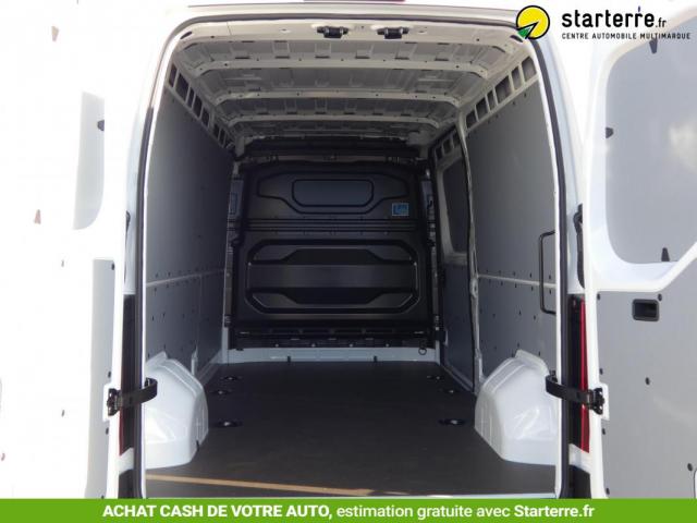 Renault Master image 8