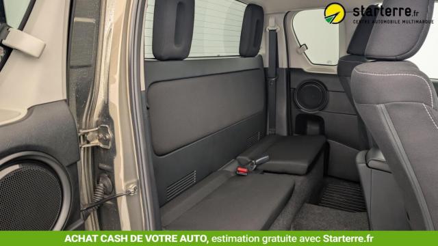 Toyota Hilux image 5