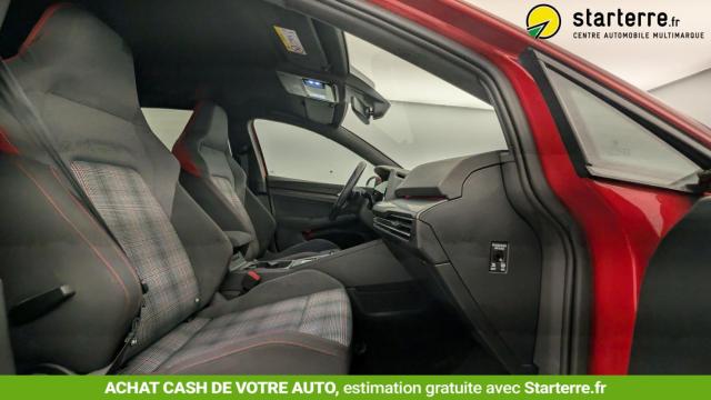 Volkswagen Golf image 9