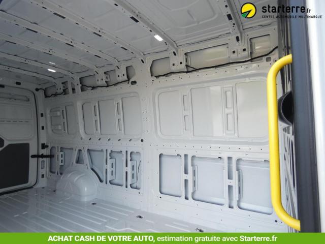 Volkswagen Crafter image 7