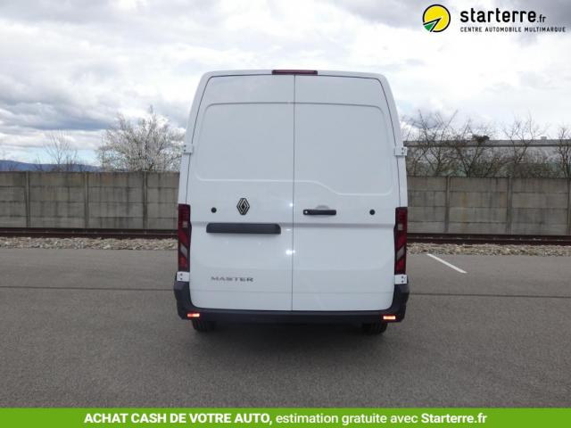 Renault Master image 2