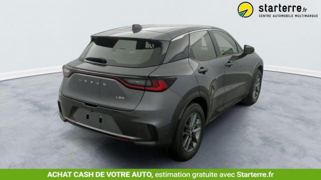 Lexus Lbx image 5