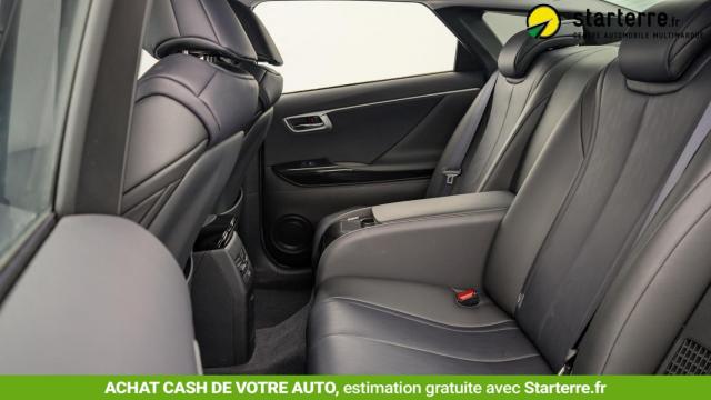 Toyota Mirai image 9