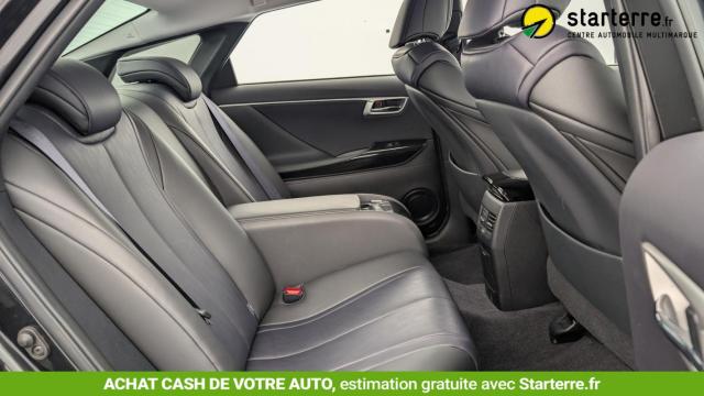 Toyota Mirai image 8