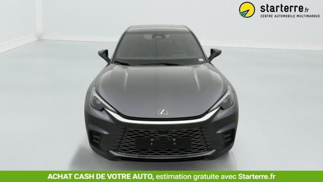 Lexus Lbx image 9