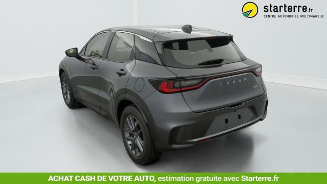 Lexus Lbx image 4