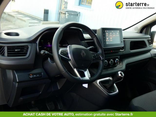 Renault Trafic image 9