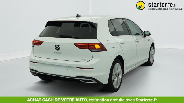 Volkswagen Golf image 9