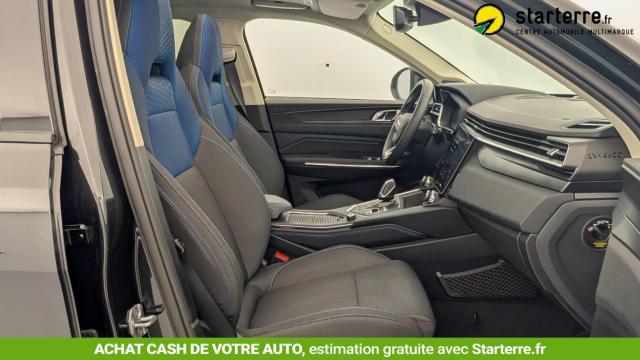 Lynk & Co 01 image 8