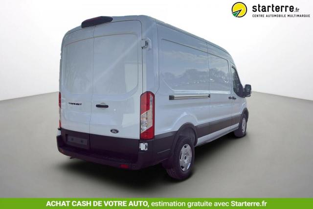 Ford Transit image 3