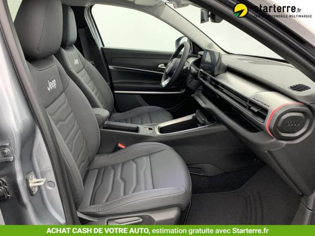 Jeep Avenger image 8