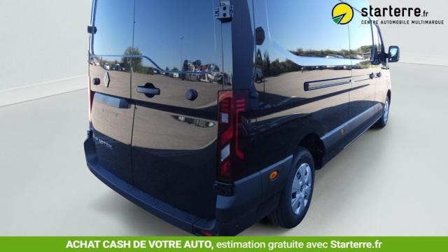 Renault Master image 2