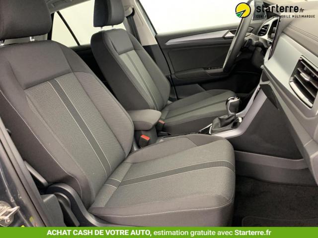 Volkswagen T-Roc image 9