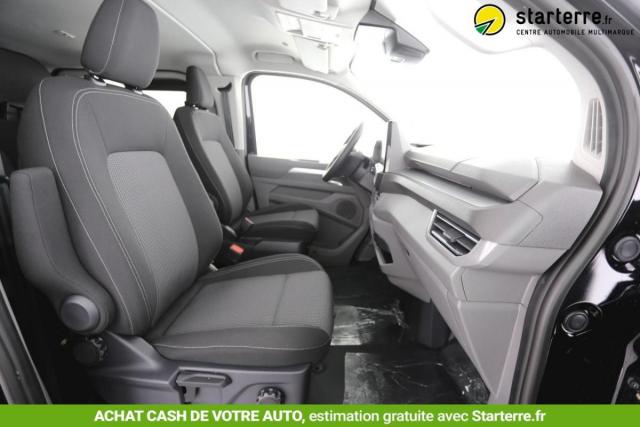 Volkswagen Transporter image 9