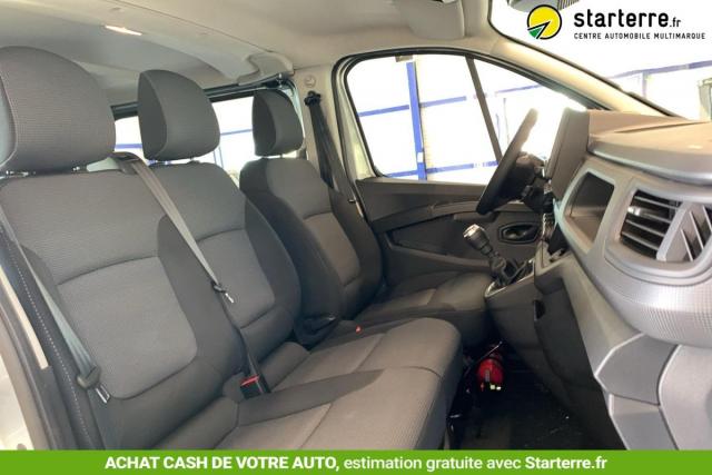 Renault Trafic image 2