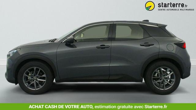 Lexus Lbx image 9