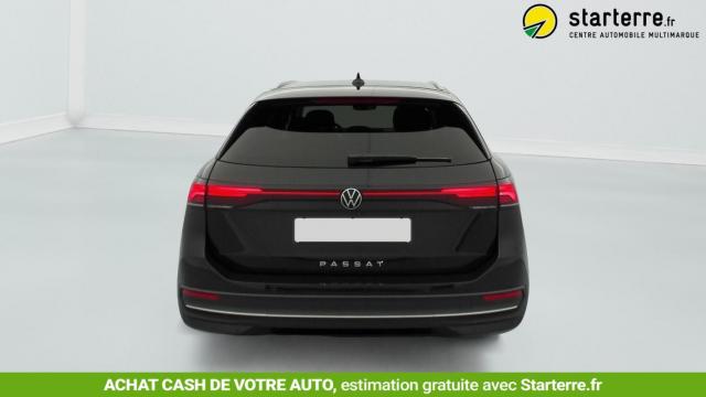 Volkswagen Passat image 9