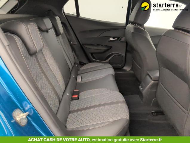 Peugeot 2008 image 8