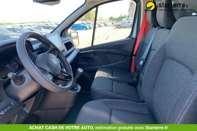 Renault Trafic image 8