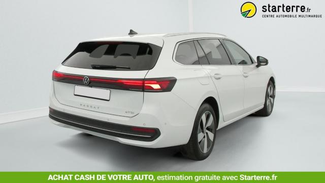 Volkswagen Passat image 2