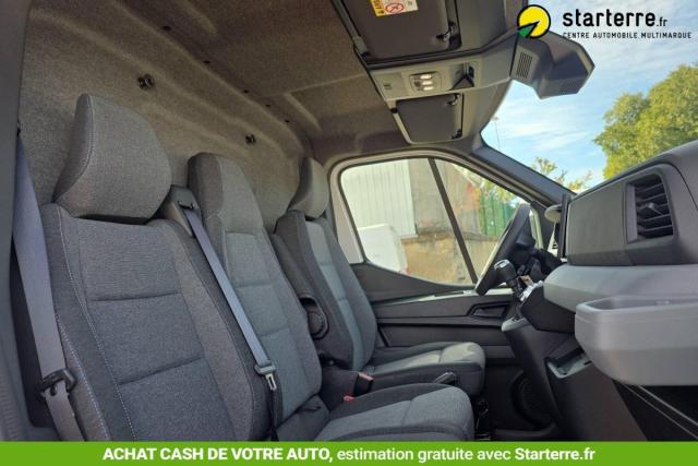 Renault Master image 8