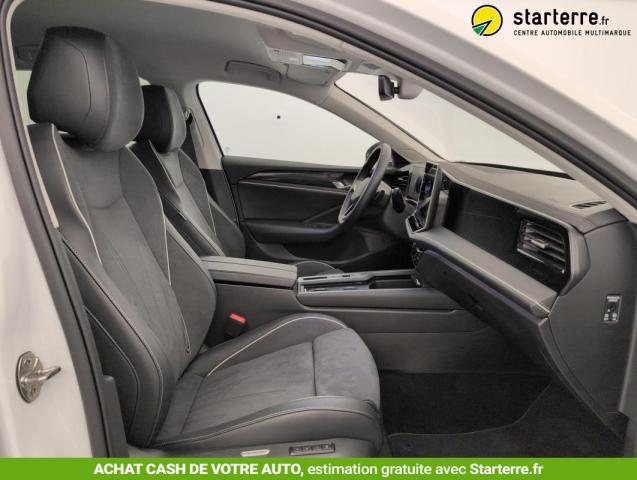 Volkswagen Passat image 1