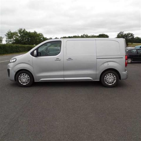 Citroen Jumpy image 9