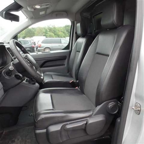 Citroen Jumpy image 6