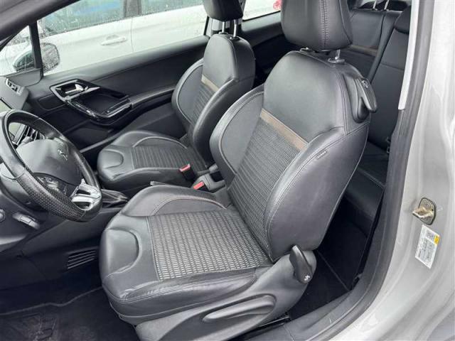 Peugeot 208 image 5