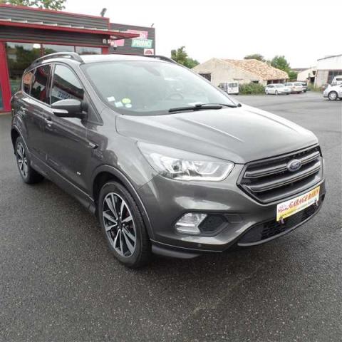 Ford Kuga image 2