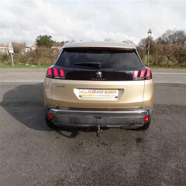 Peugeot 3008 image 1