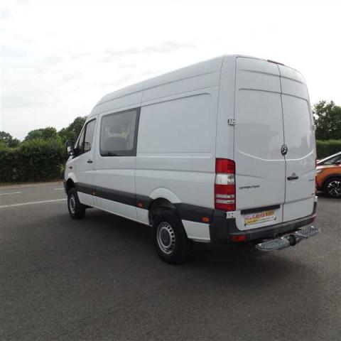 Mercedes Benz Sprinter image 5