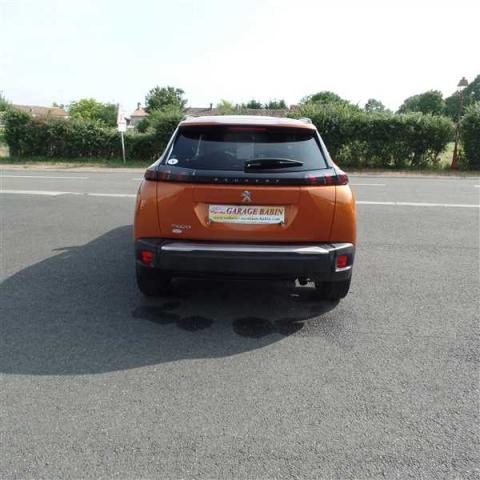 Peugeot 2008 image 2