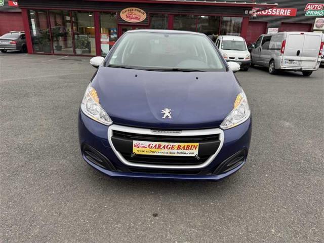 Peugeot 208 image 9