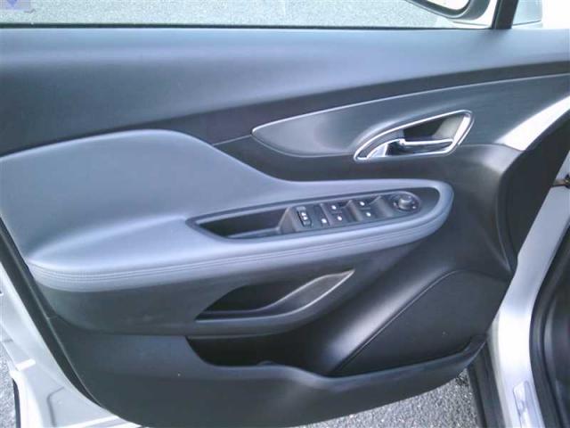 Opel Mokka image 1