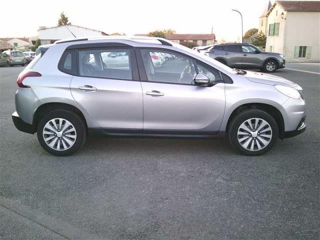 Peugeot 2008 image 8