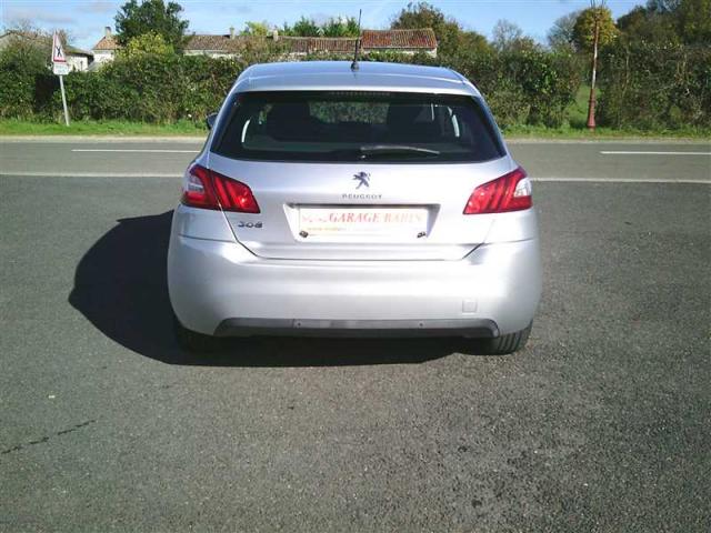 Peugeot 308 image 7