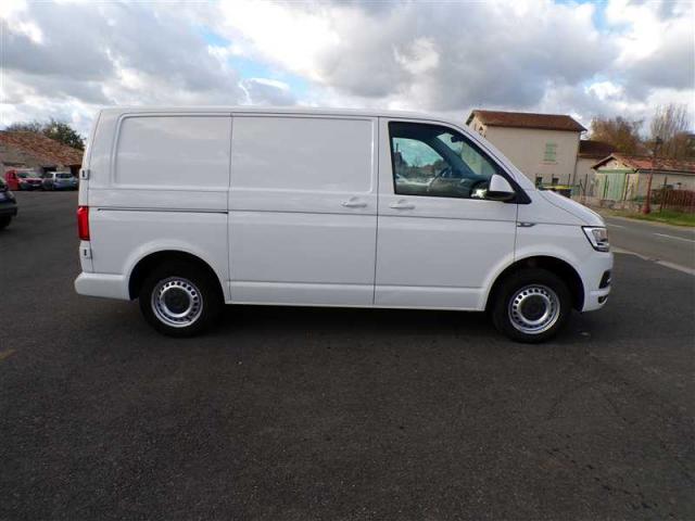 Volkswagen Transporter image 2