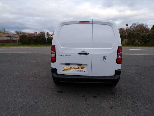Peugeot Partner image 2