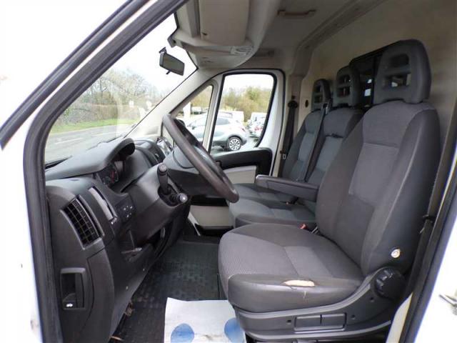 Peugeot Boxer image 9